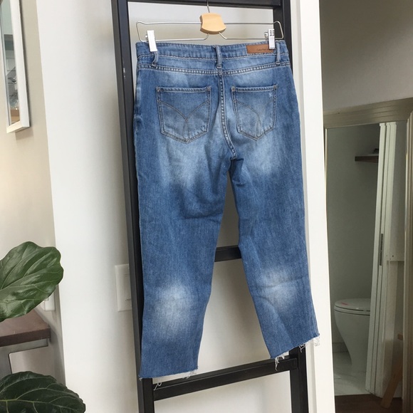 Adorable comfy CK jeans - Picture 6 of 8